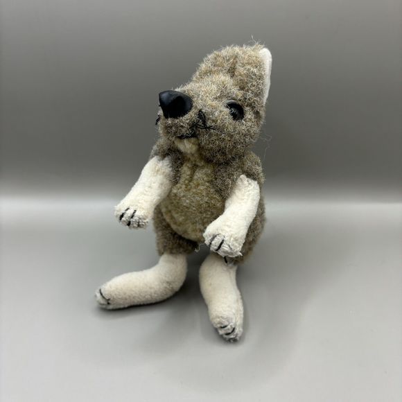 Vintage Discovery Channel Kangaroo Baby Joey 5” Realistic Plush Stuffed Animal - Picture 2 of 10